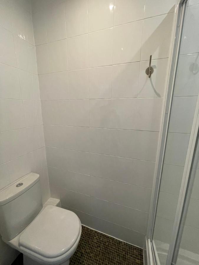סקארבורו 45 The Square Holiday Apartments מראה חיצוני תמונה